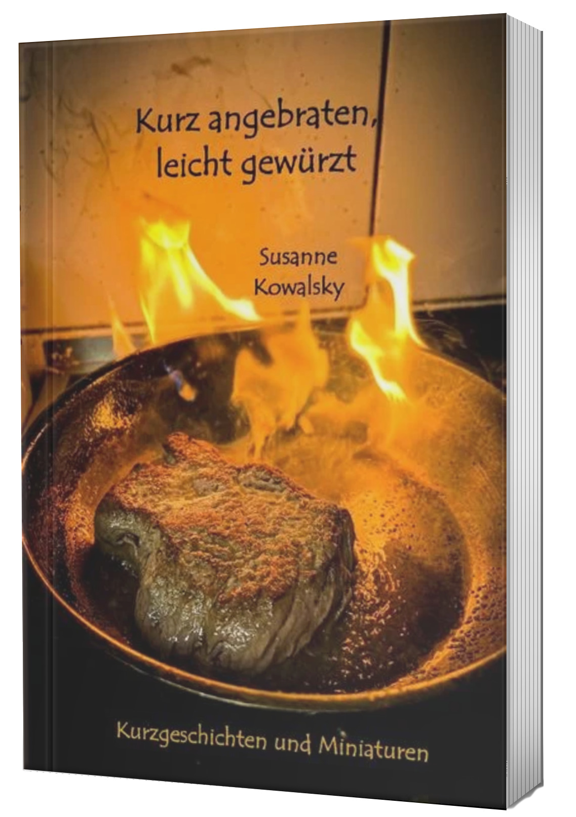 Steak in einer Pfanne mit Pflammen