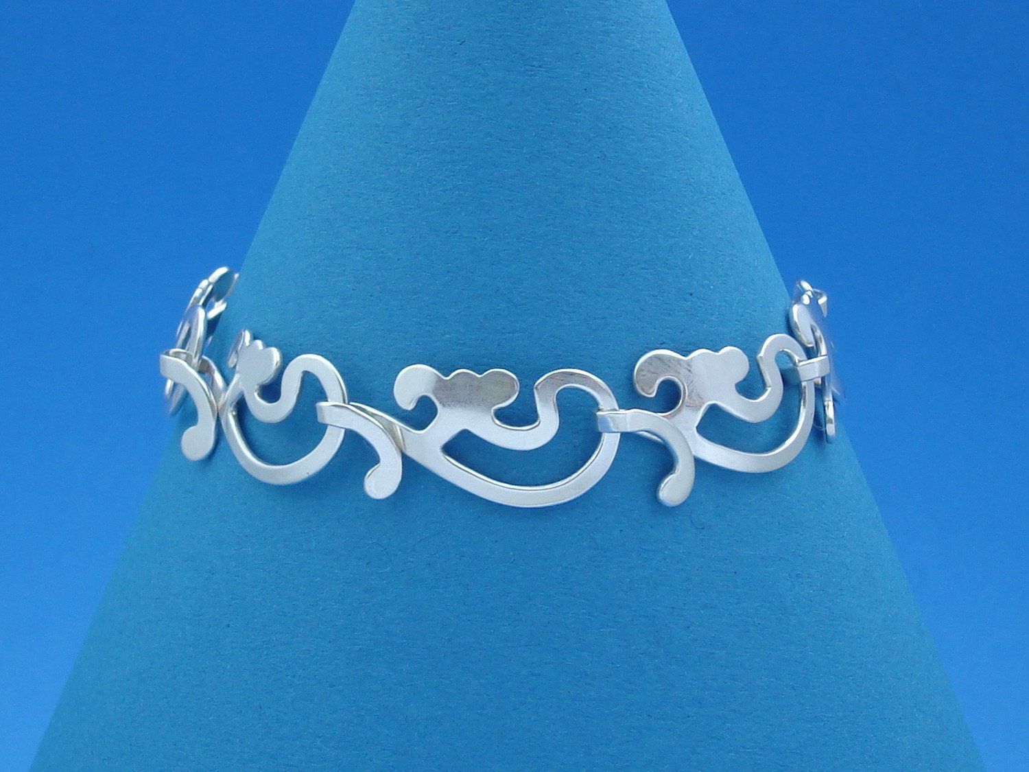 gegliedertes ornamentales Armband aus Argentium-Sterlingsilber