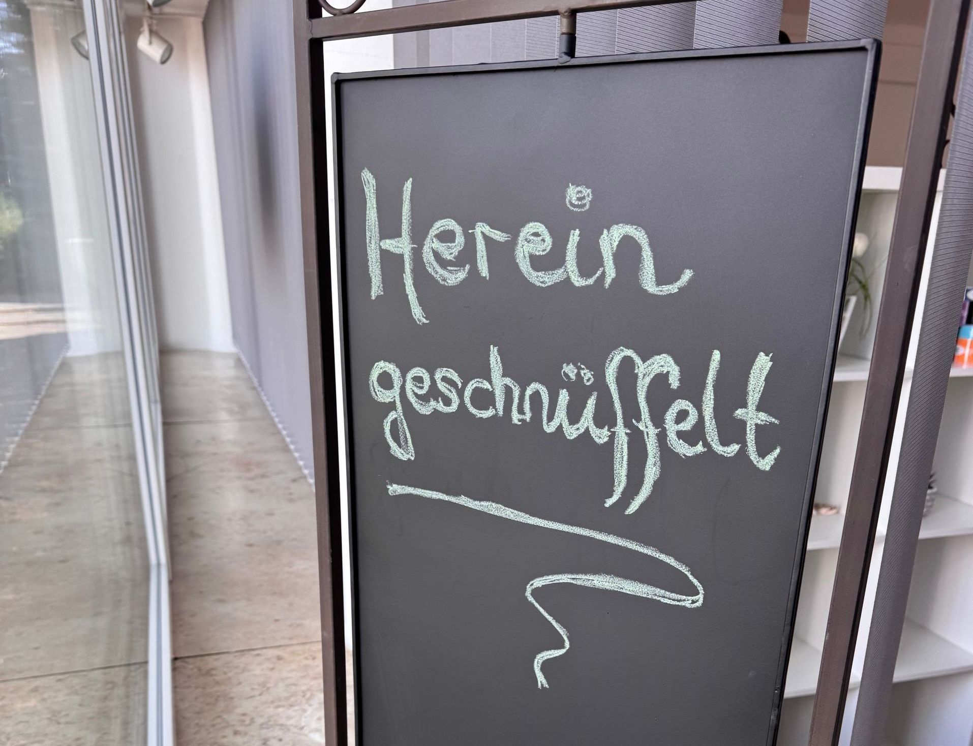 Tagel im Eingangsbereich der  Hundephysio Praxis af der 