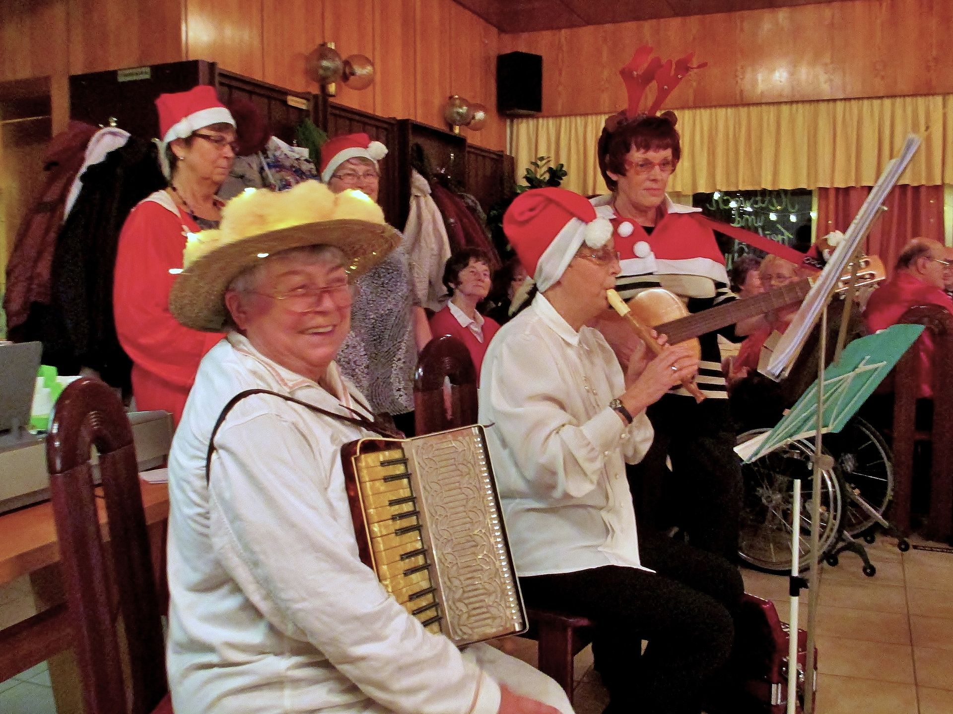 Weihnachtsfeier 2015 - unser Weihnachtsorchester