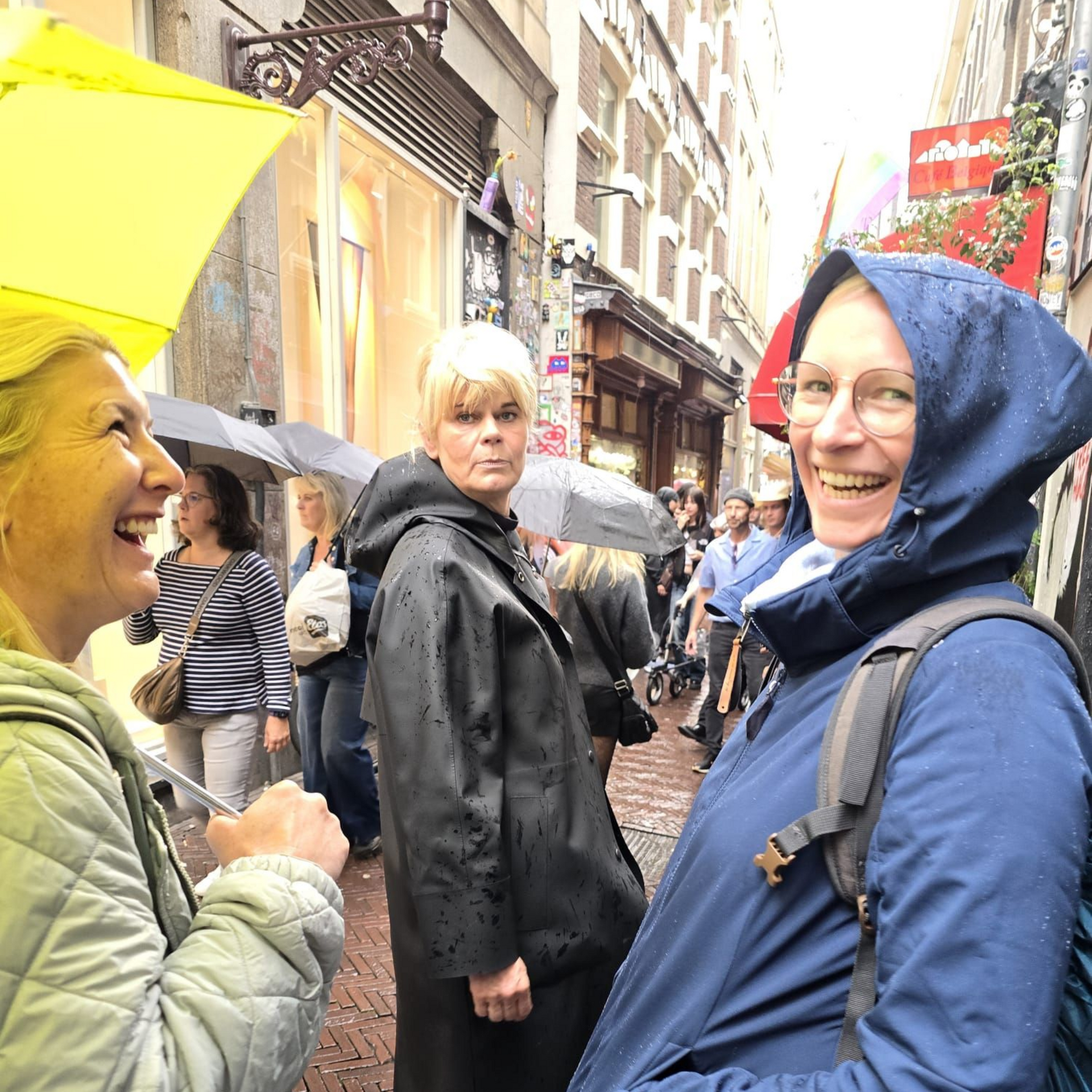 Herzblut Amsterdam Stadtführungen, auf deutsch, kleine Gruppen. Privatführungen. Architektur