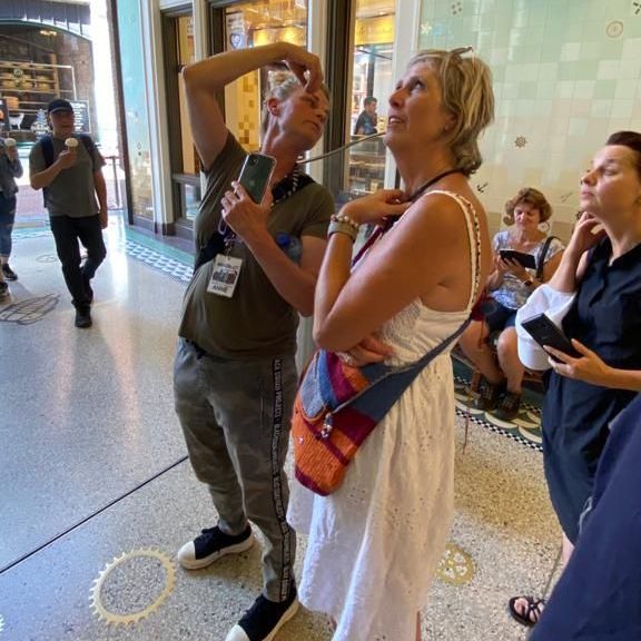 Herzblut Amsterdam Stadtführungen. Deutsch. Kleine Gruppe. Privatführung. Dam