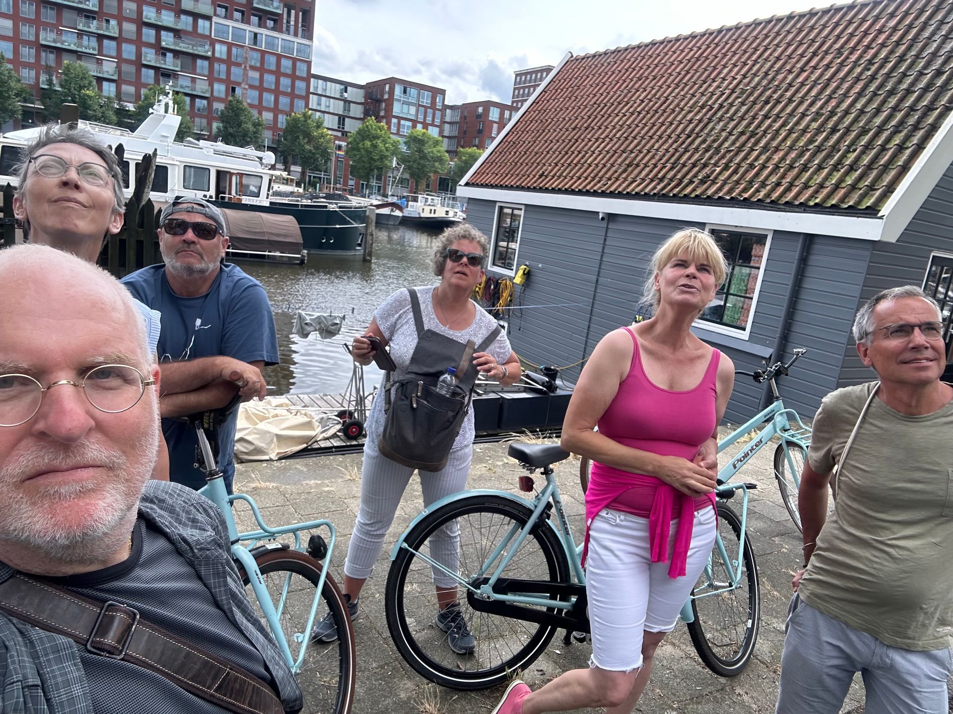 Herzblut.Amsterdam Stadtführungen. Deutsch. Kleine Gruppen.