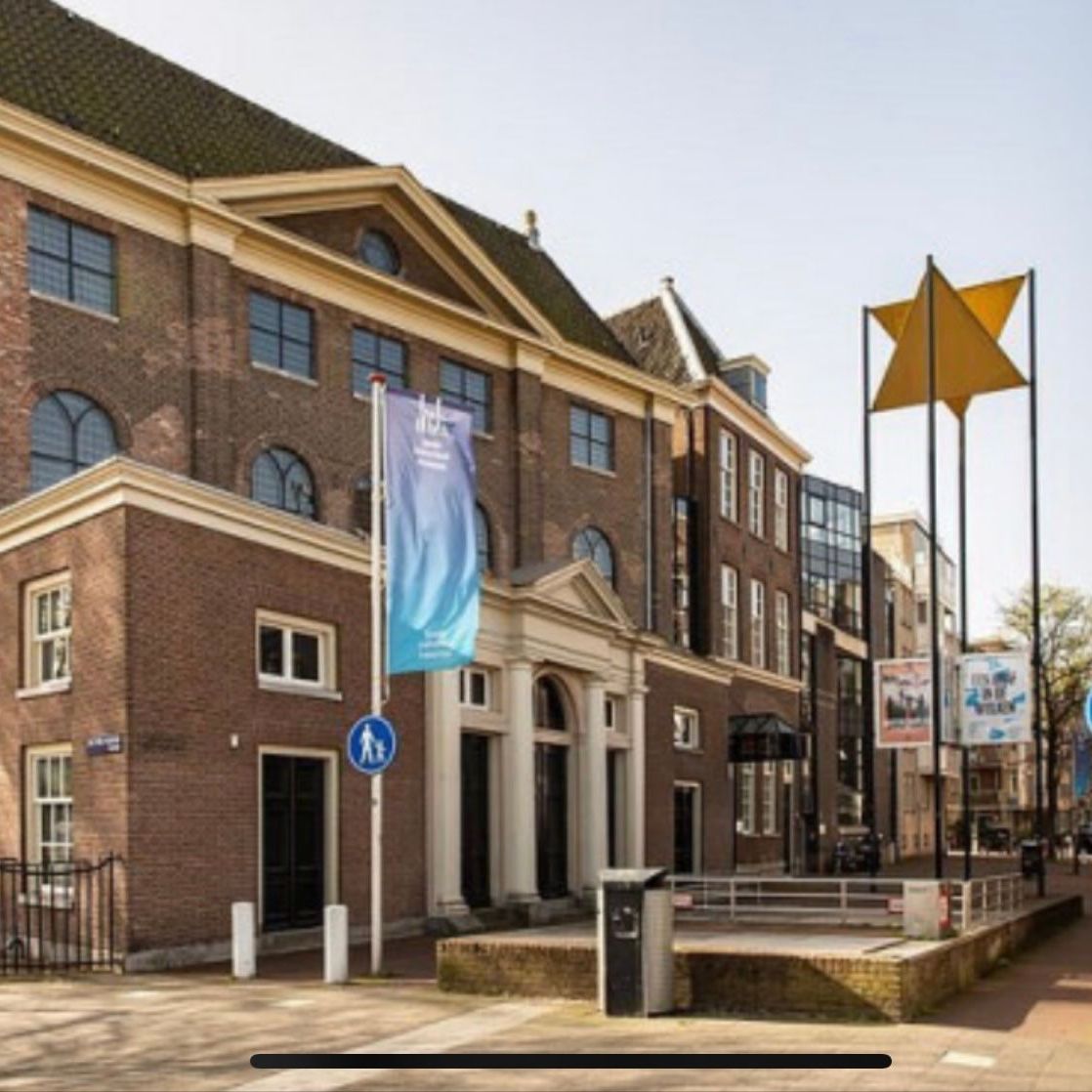 Herzblut.Amsterdam Stadtführungen. Deutsch. Kleine Gruppen.