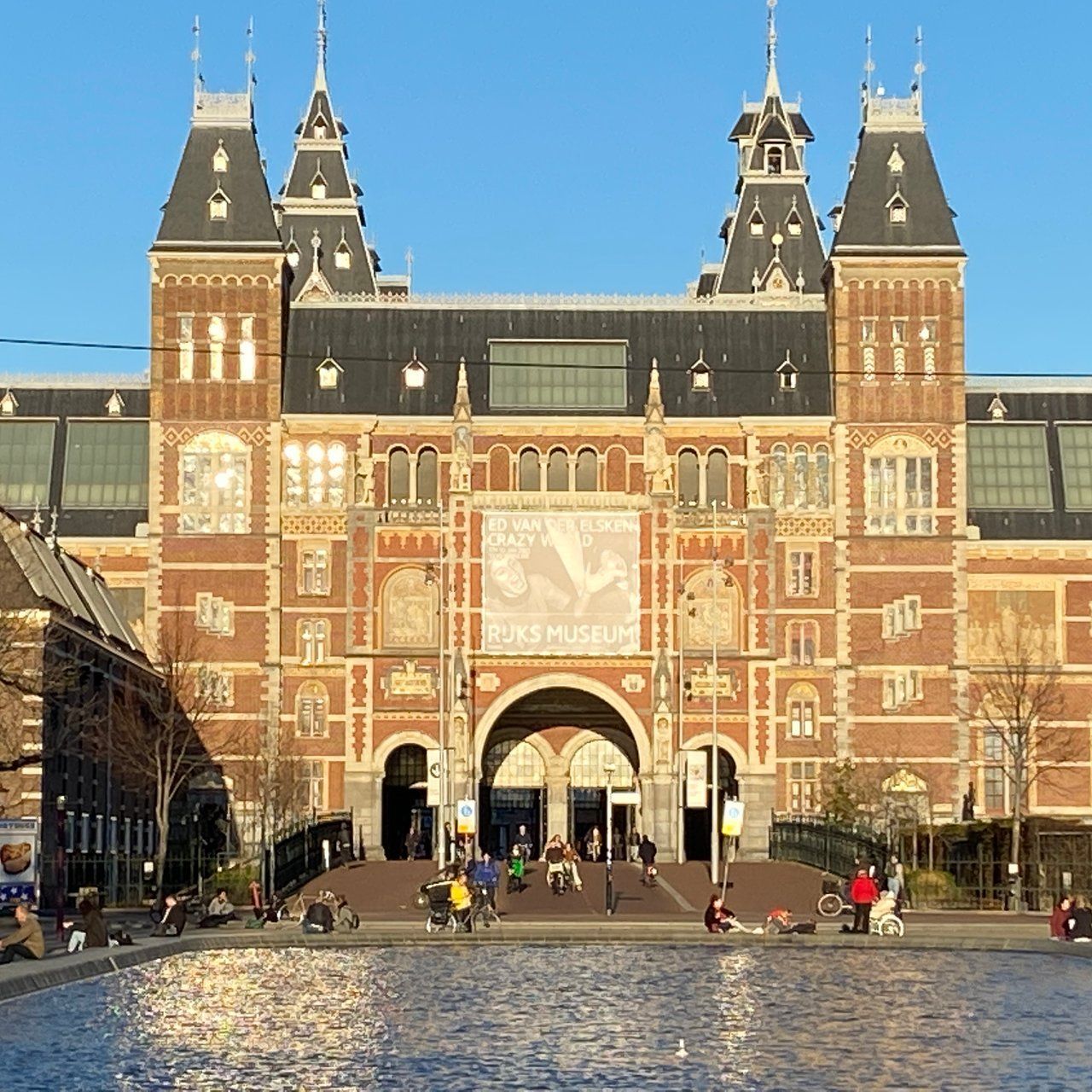 Herzblut Amsterdam Stadtführungen, auf deutsch, kleine Gruppen. Privatführungen. Fahrradtouren. Rijksmuseum.