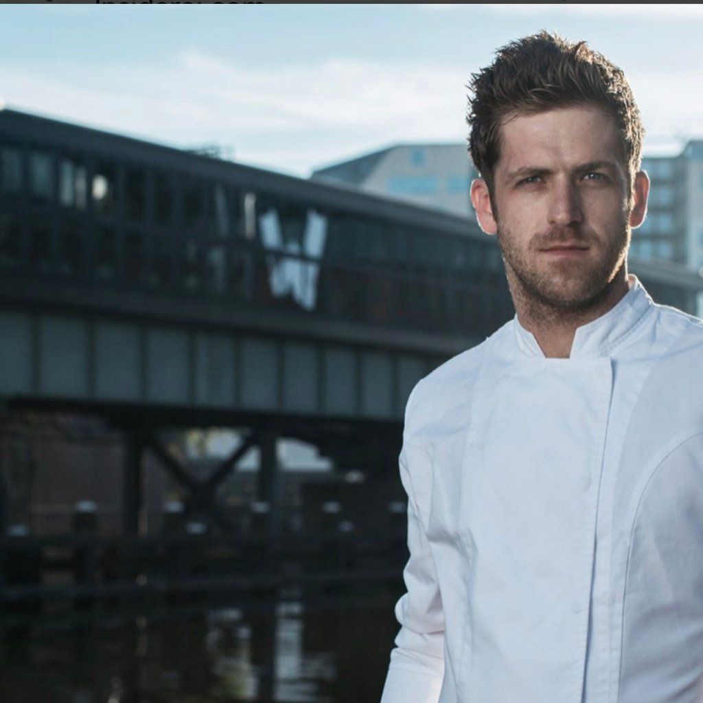 Herzblut Amsterdam Stadtführungen, auf deutsch, kleine Gruppen. Privatführungen. Fahrradtouren. Wolf.