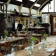 Herzblut Amsterdam Stadtführungen, auf deutsch, kleine Gruppen. Privatführungen. Fahrradtouren. Ferry. Fähre.