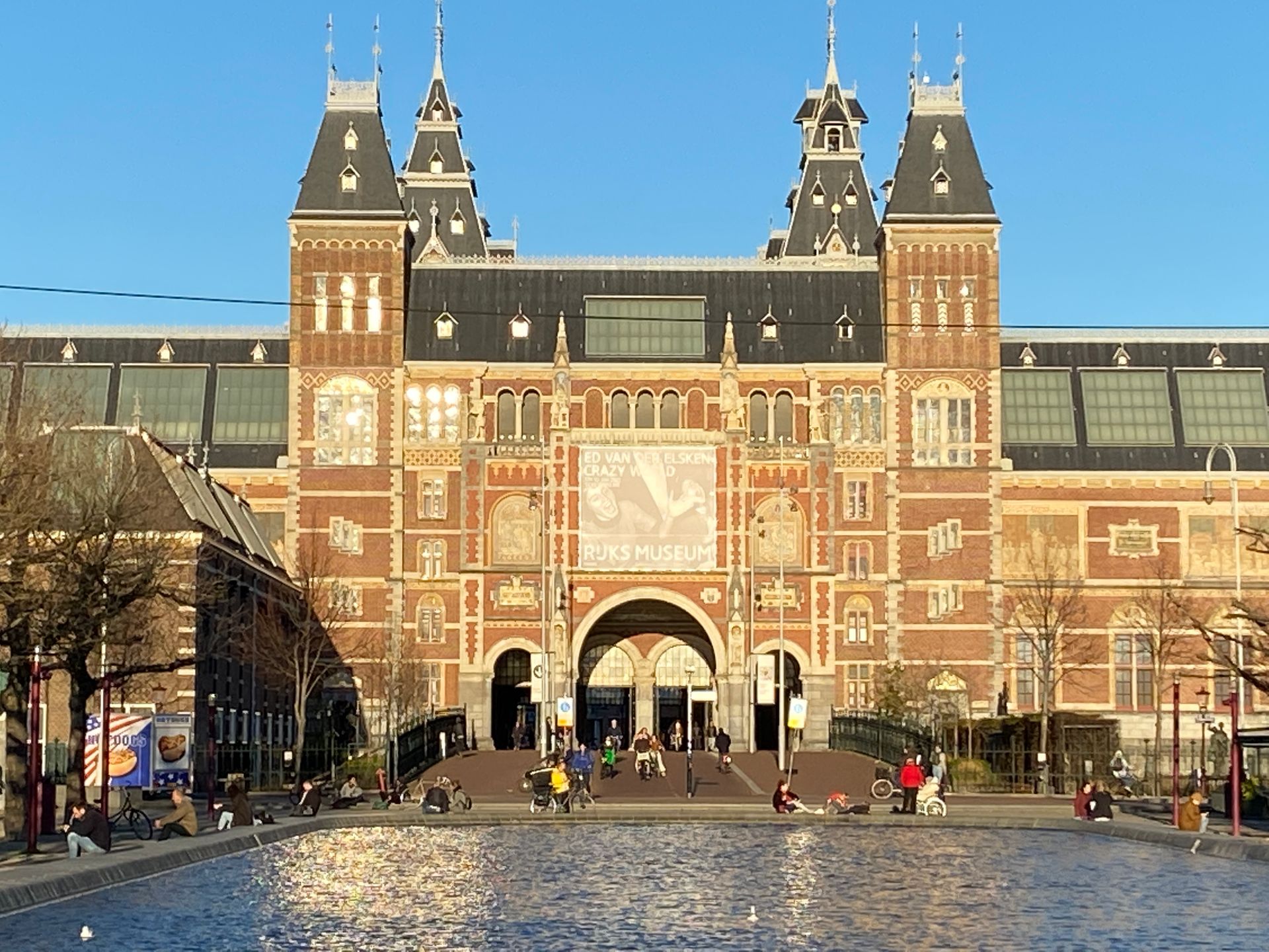 Herzblut Amsterdam Stadtführungen, auf deutsch, kleine Gruppen. Privatführungen. Fahrradtouren. Rijksmuseum Amsterdam