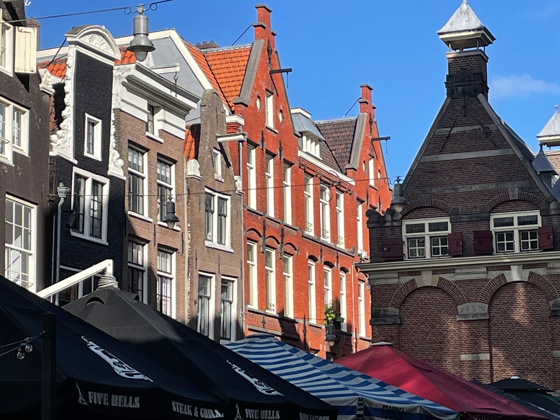 Herzblut Amsterdam Stadtführungen, auf deutsch, kleine Gruppen. Privatführungen. Senioren.