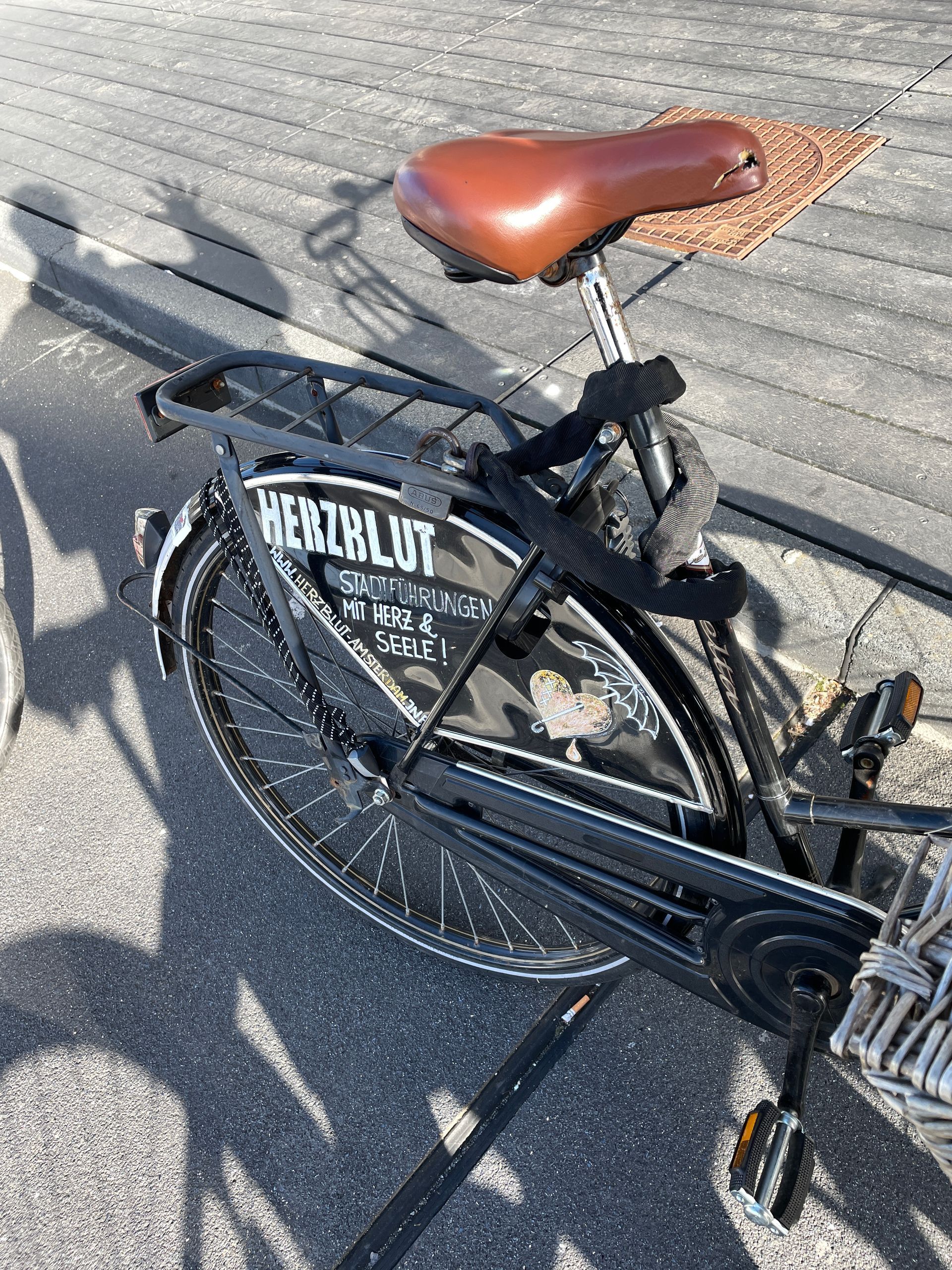 Herzblut individuelle Amsterdam Stadtführungen auf deutsch, in kleinen Gruppen. Privatführungen. Fahrradtouren.