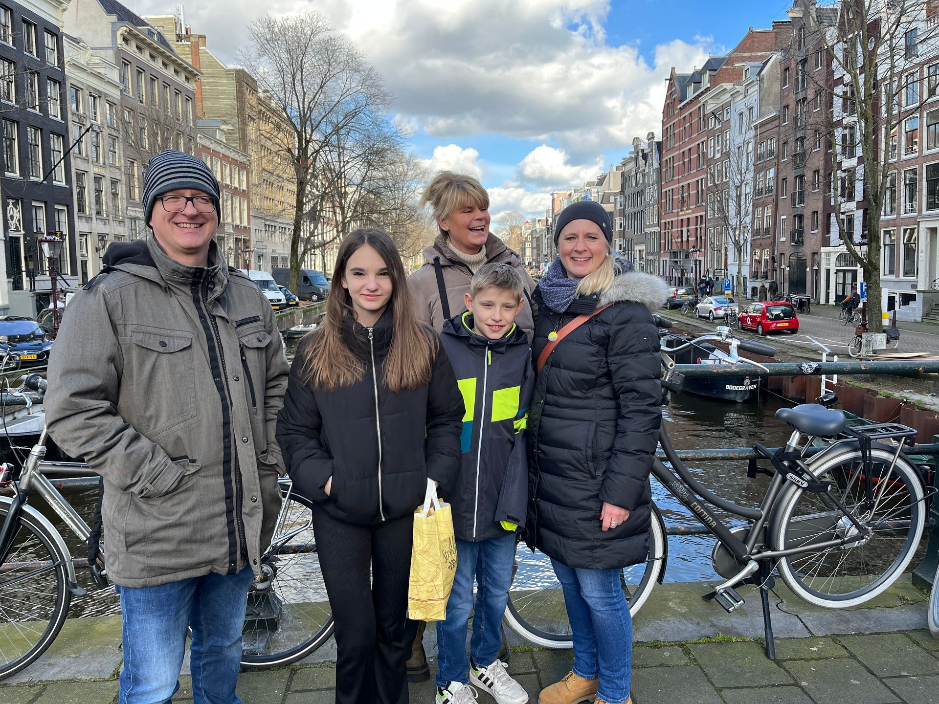Herzblut Amsterdam Stadtführungen. Deutsch. Kleine Gruppe. Privatführung. Grachten