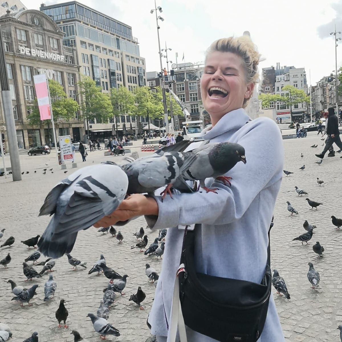 Herzblut.Amsterdam Stadtführungen. Deutsch. Kleine Gruppen.