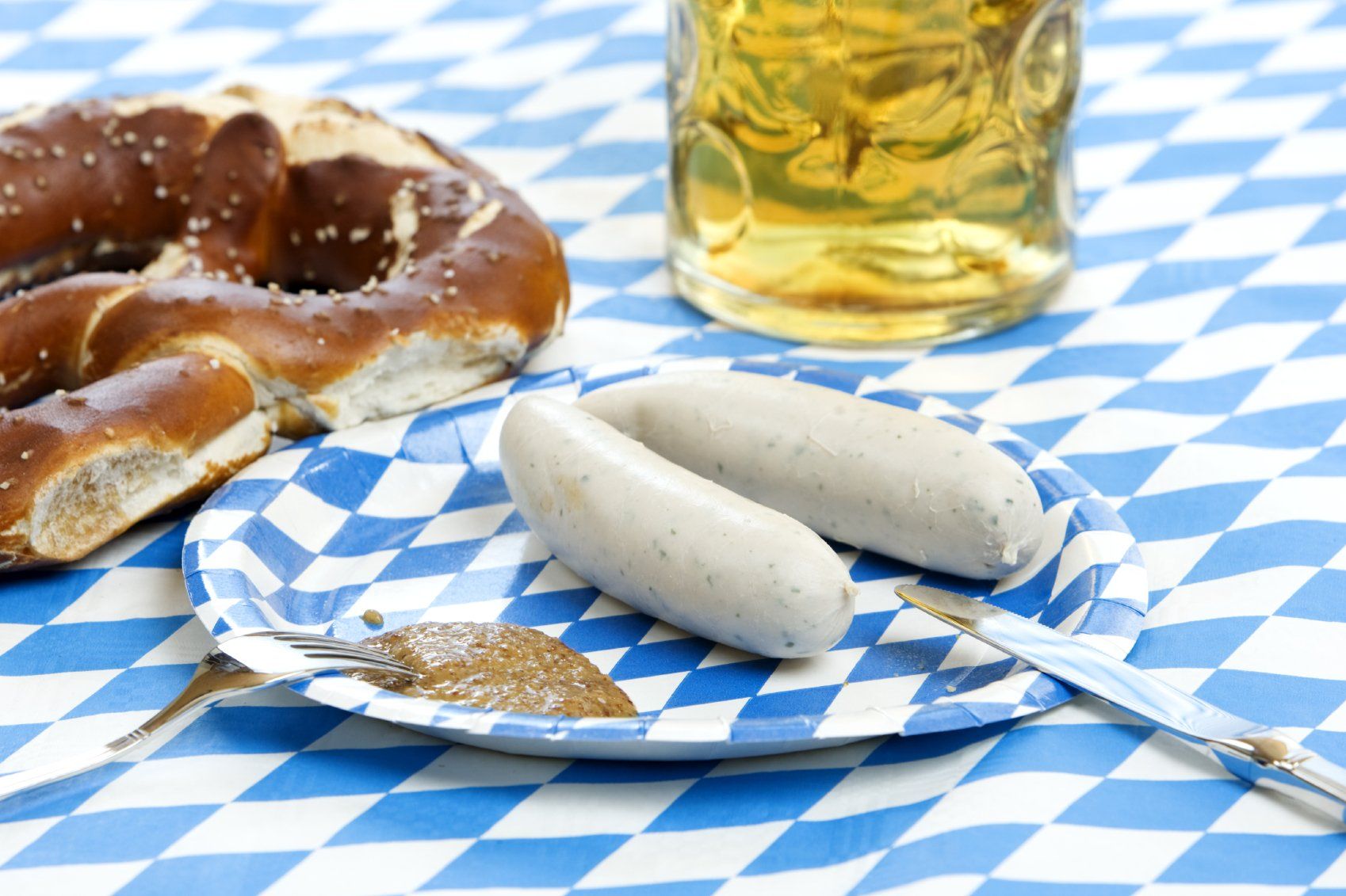 Bavarian white sausages with mustard