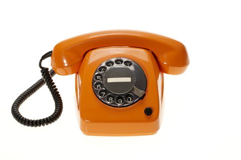 altes Telefon zur Kontaktaufnahme