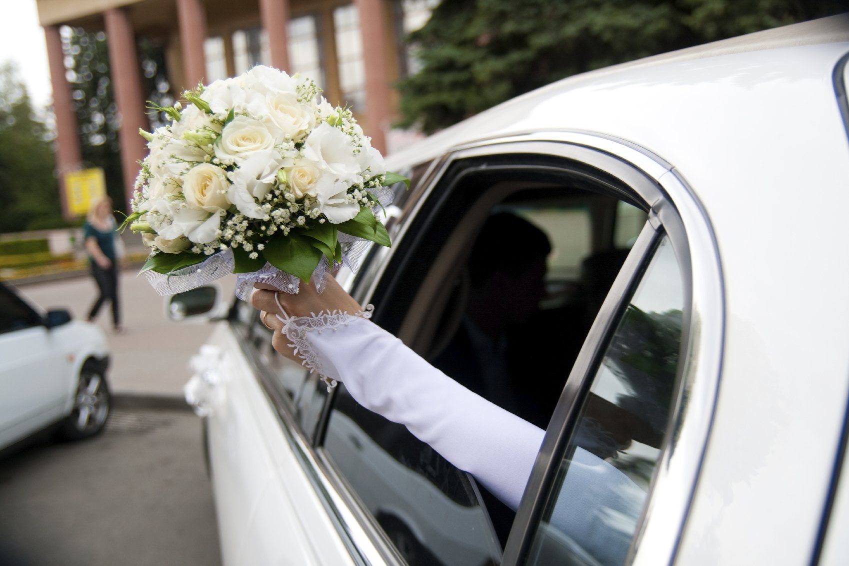 Лимузин на свадьбу букет невесты