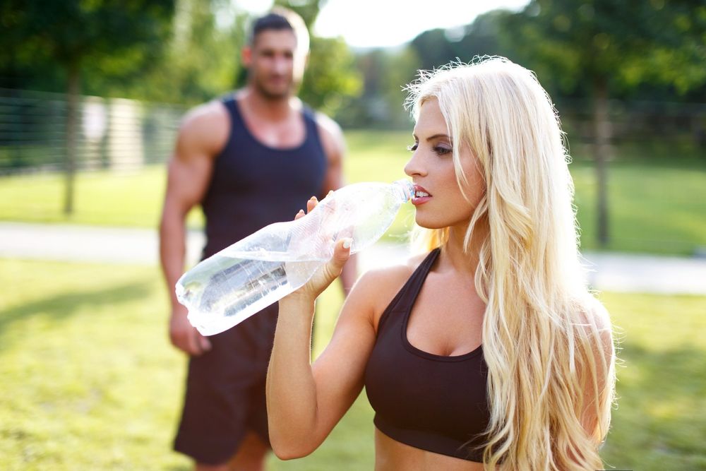 Fit blond woman working out