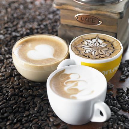 Latte Art, Siebträgermaschine, Kaffeevollautomat