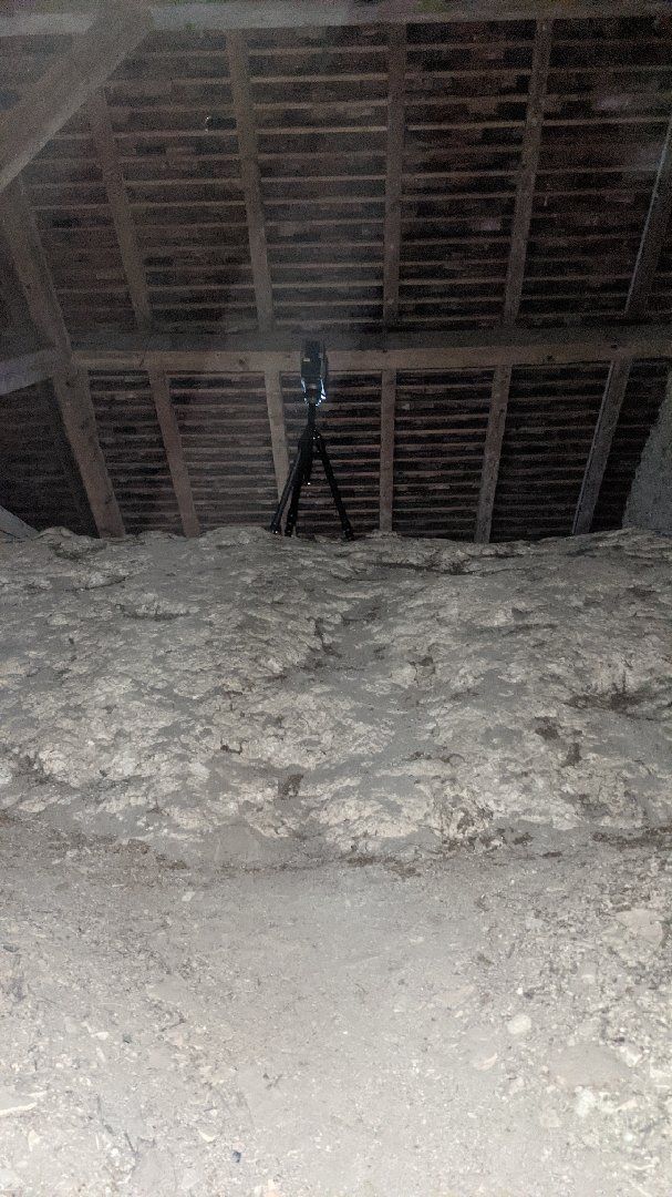 4A - MISE EN PLACE SCANNER NUMERISATION PARTIE SUPERIEURE DE LA VOUTE DANS LES COMBLES MISE EN PLACE SCANNER NUMERISATION PARTIE SUPERIEURE DE LA VOUTE DANS LES COMBLES