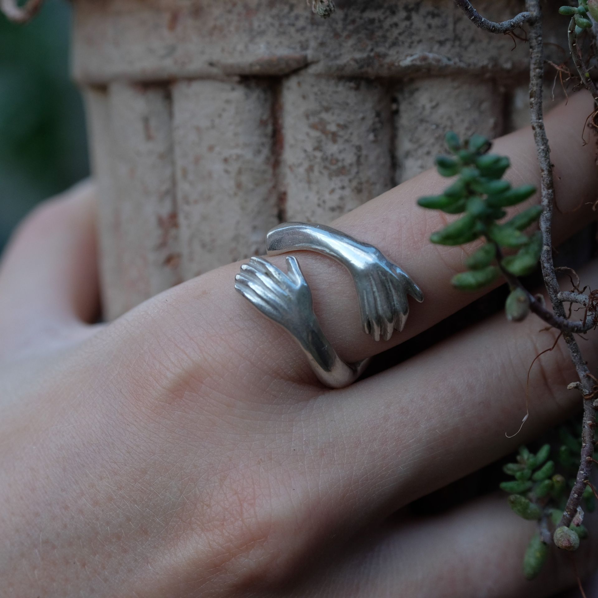 von Hoch kreativ gestalteter Ring in Silber, ich schenke dir eine Umarmung