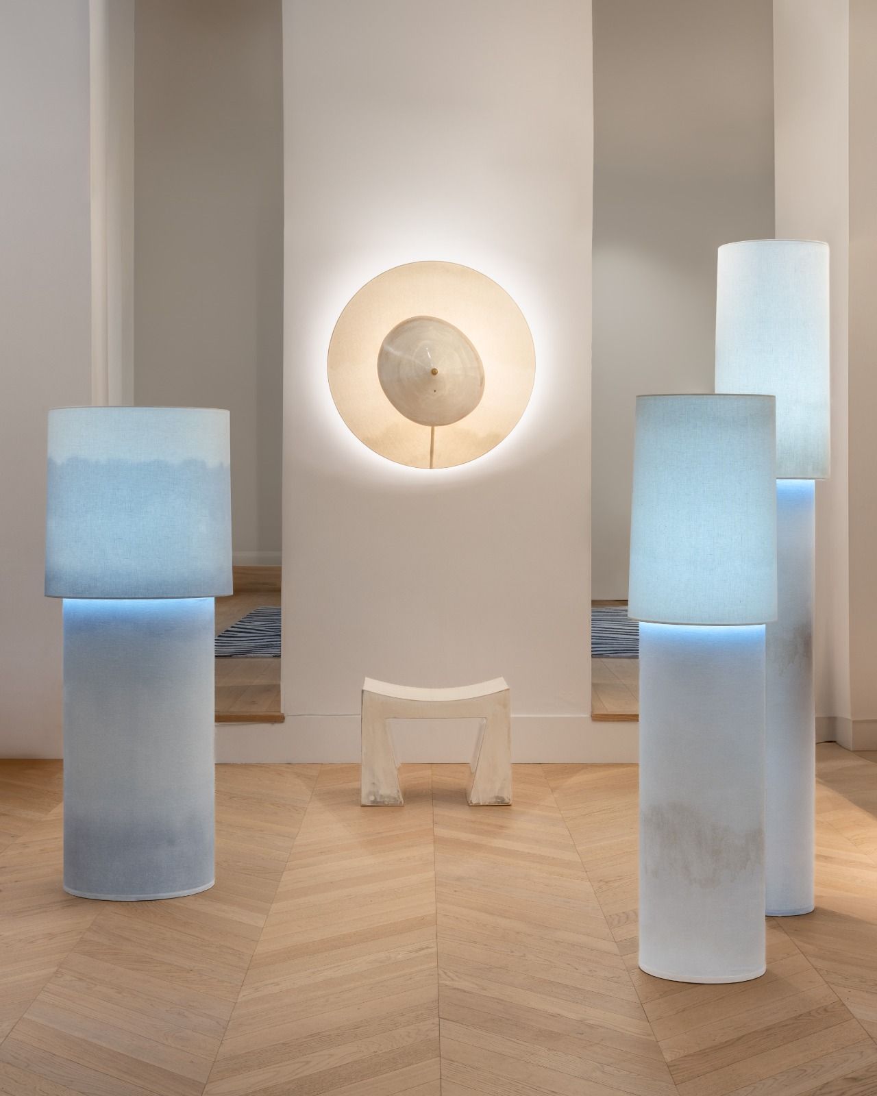 Elsa Foulon Studio Stratus pendant Schumacher fabric et ceramic