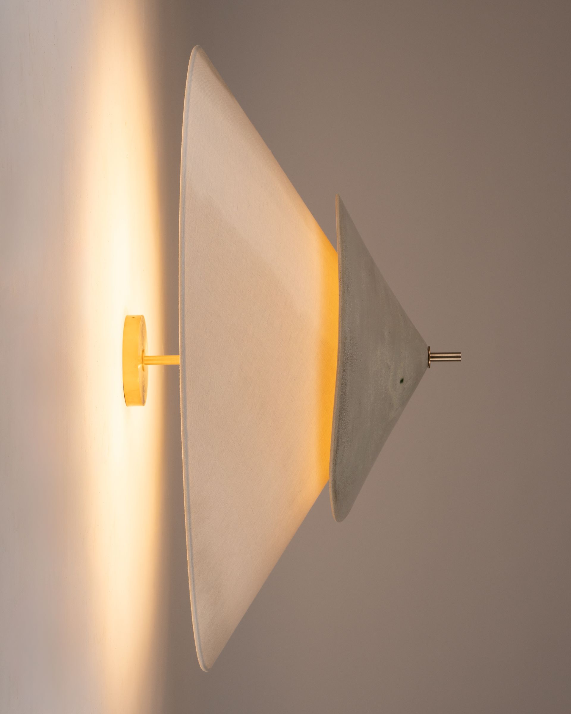 Elsa Foulon Studio Stratus pendant Schumacher fabric et ceramic