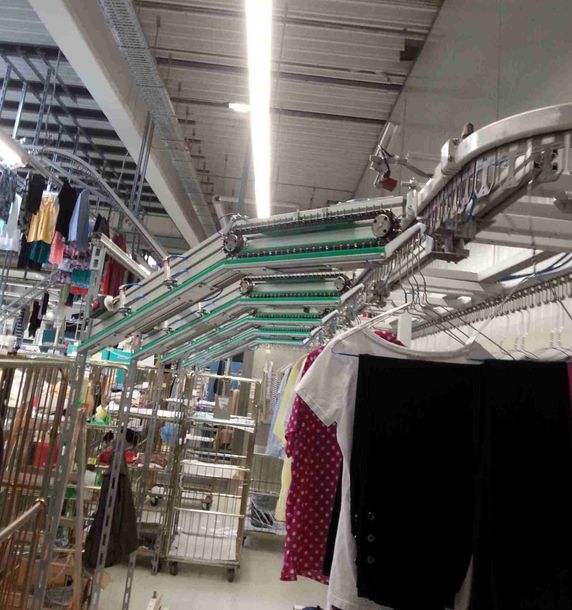 Brüske Förderband Ausgabestationen