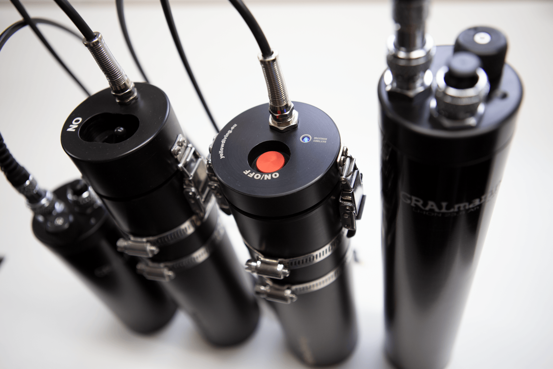 Heizsysteme I Heizwesten I Heizhemden I Akkutanks I Anzugdurchführungen