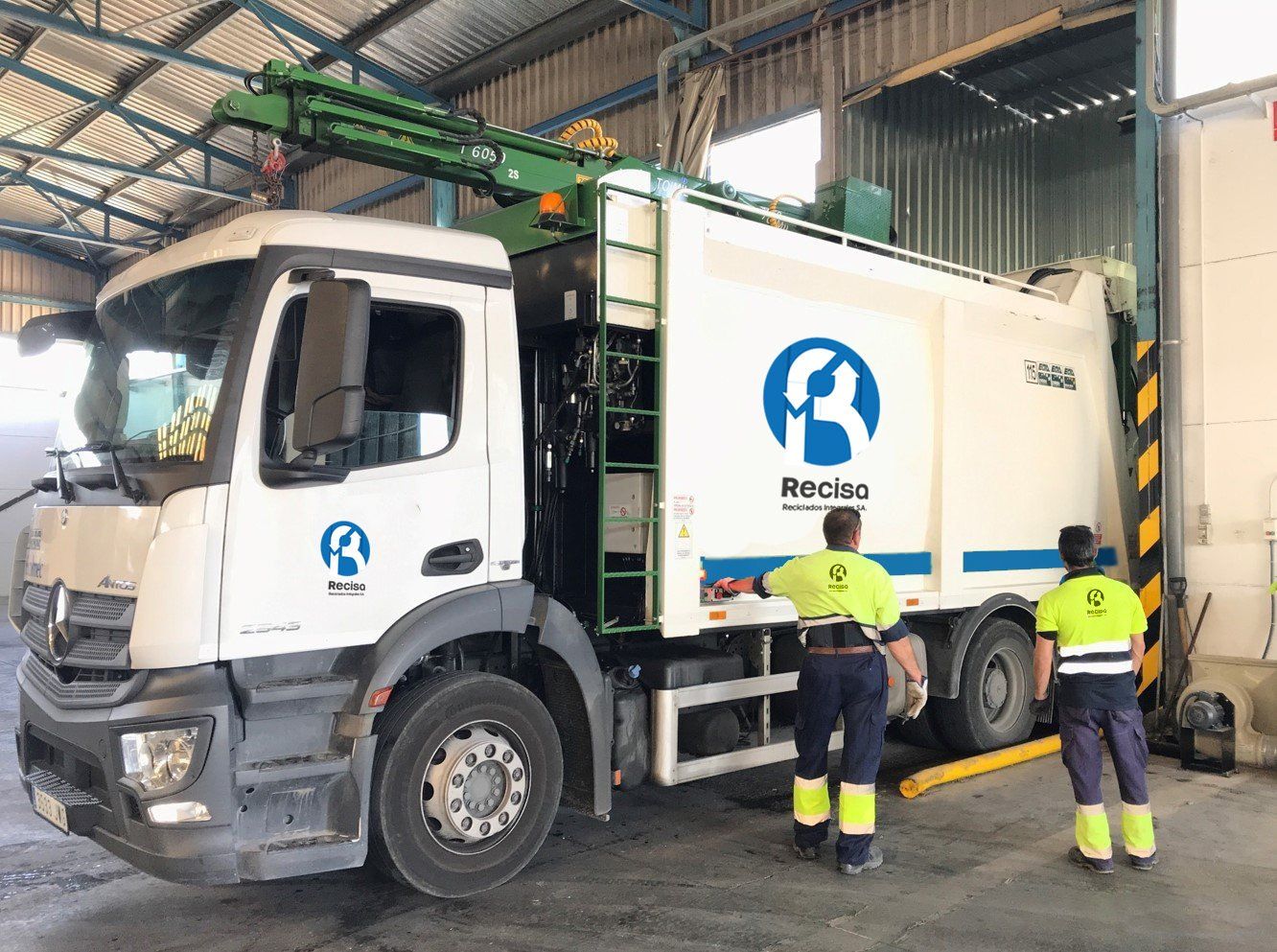 Descargando Vehículo Recisa