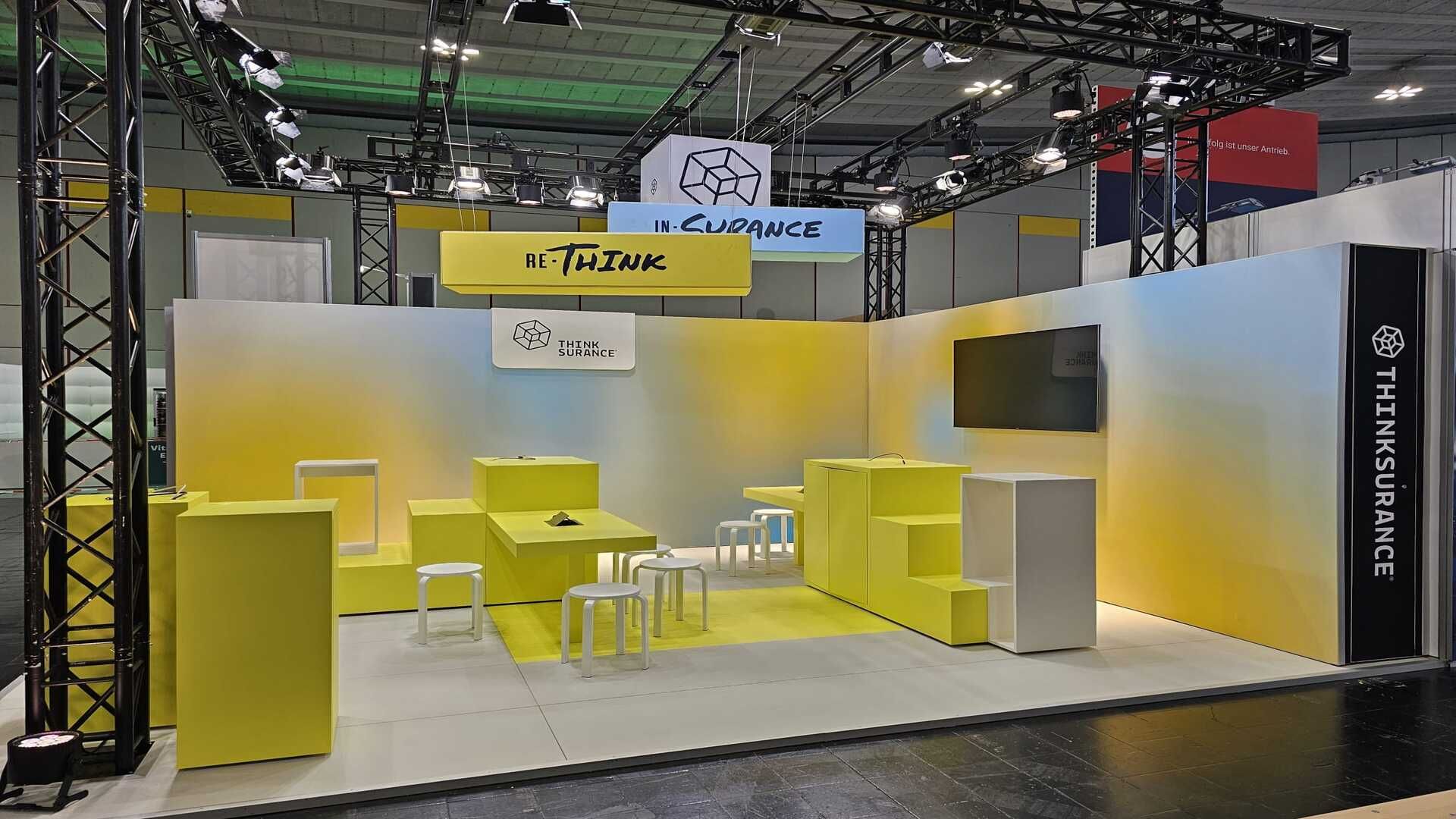 Messestand der Firma Thinksurance