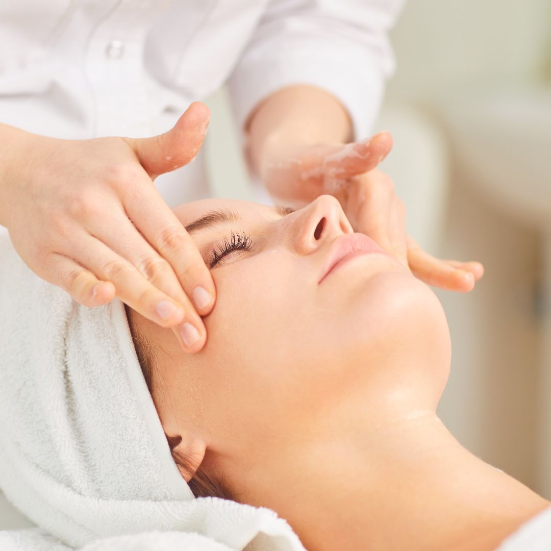 Peeling facial con ácidos.