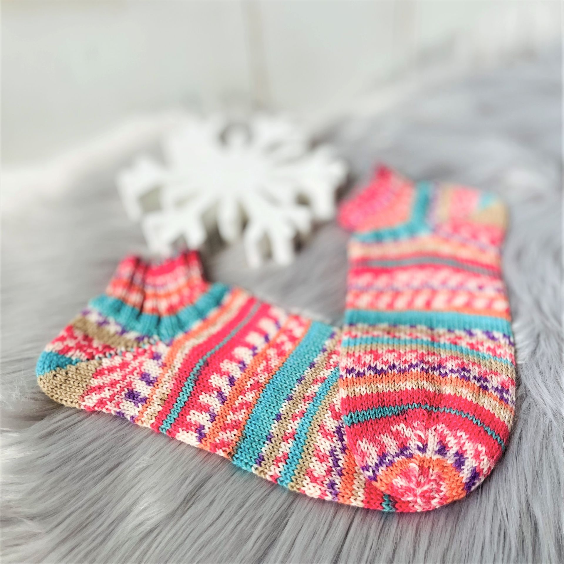 selbstgestrickte Socken viele Größen handgestrickte wollsocken jetzt kaufen individuelle anfertigung stricksocken