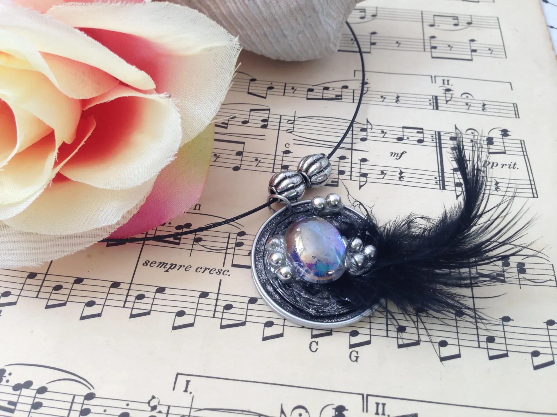 statementketten armbaender breit kapselschmuck