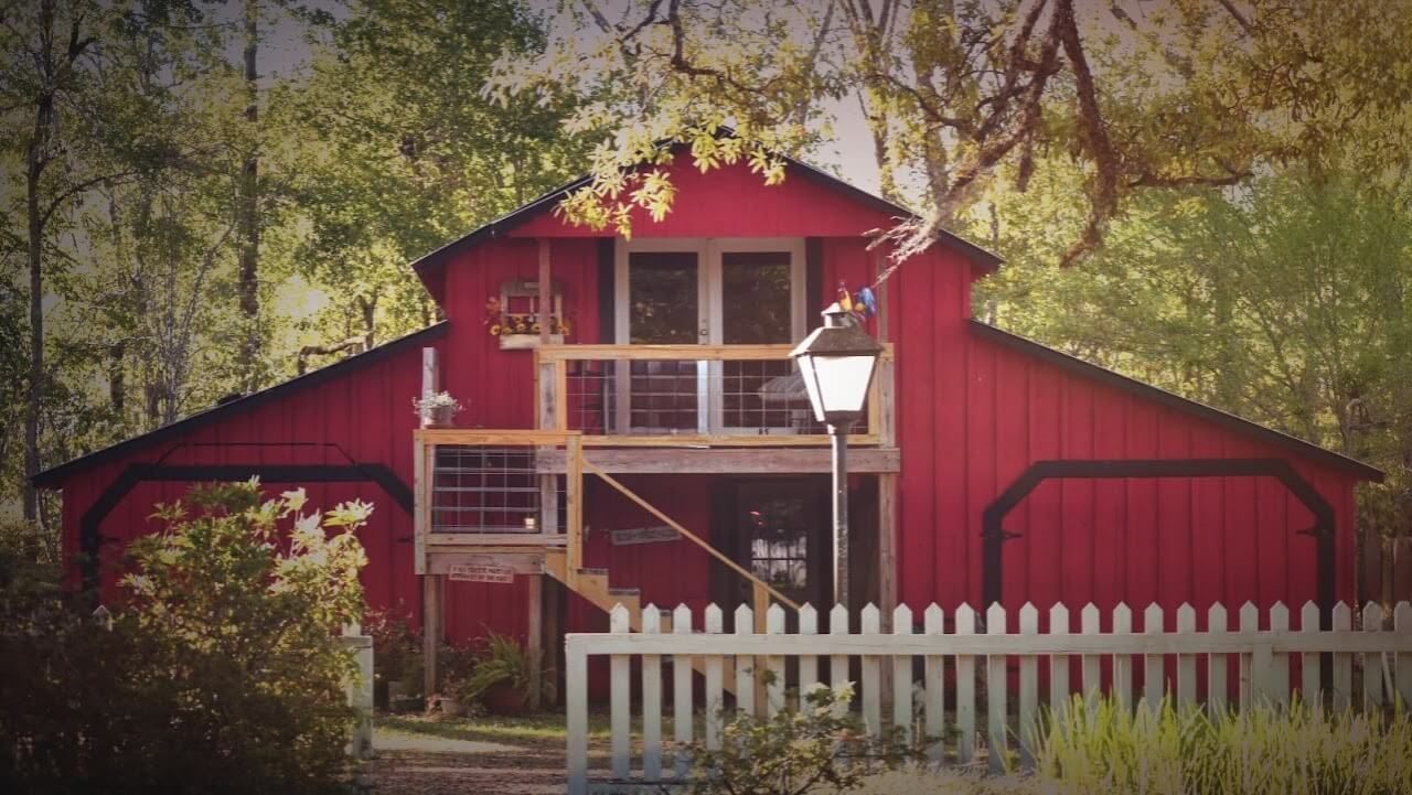 Cozy Barn Rentals Viewed from Courtyard