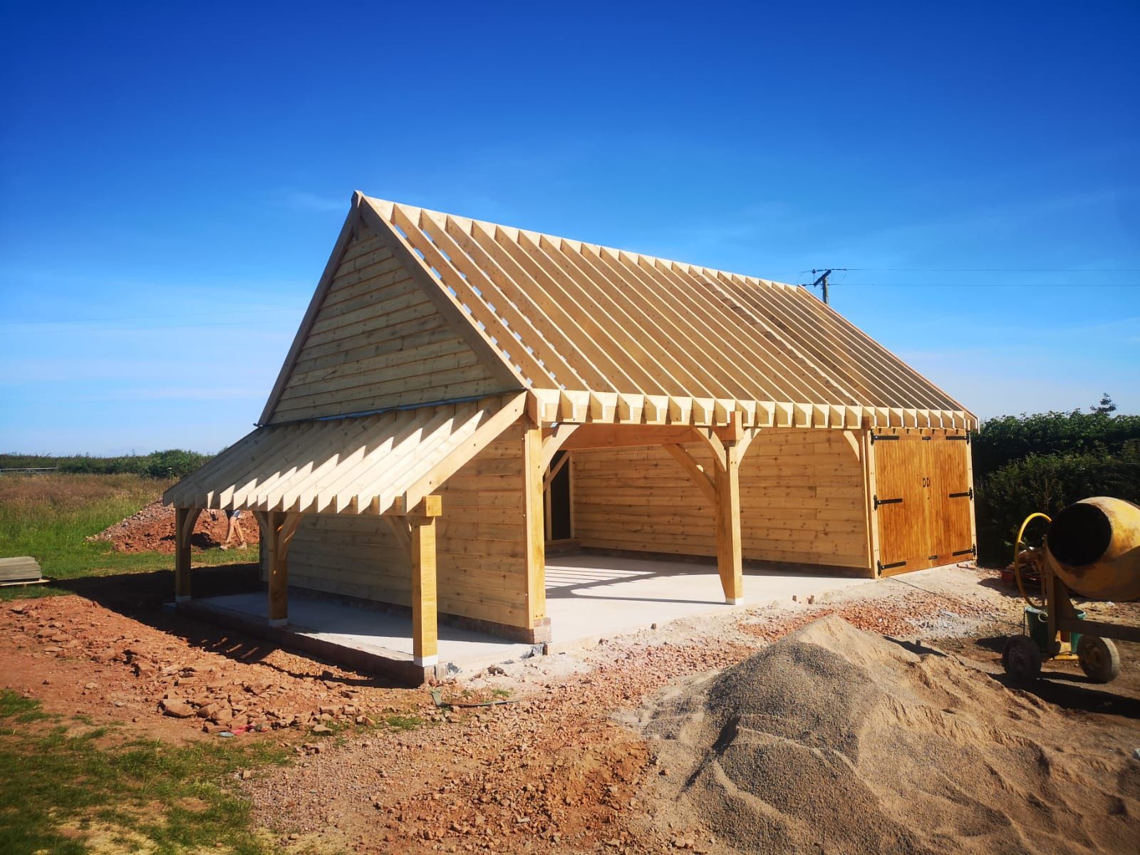 3 Bay Oak Framed Garage with Additional Log Store