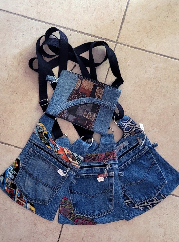 Jeanstaschen aus Recyclingmaterial