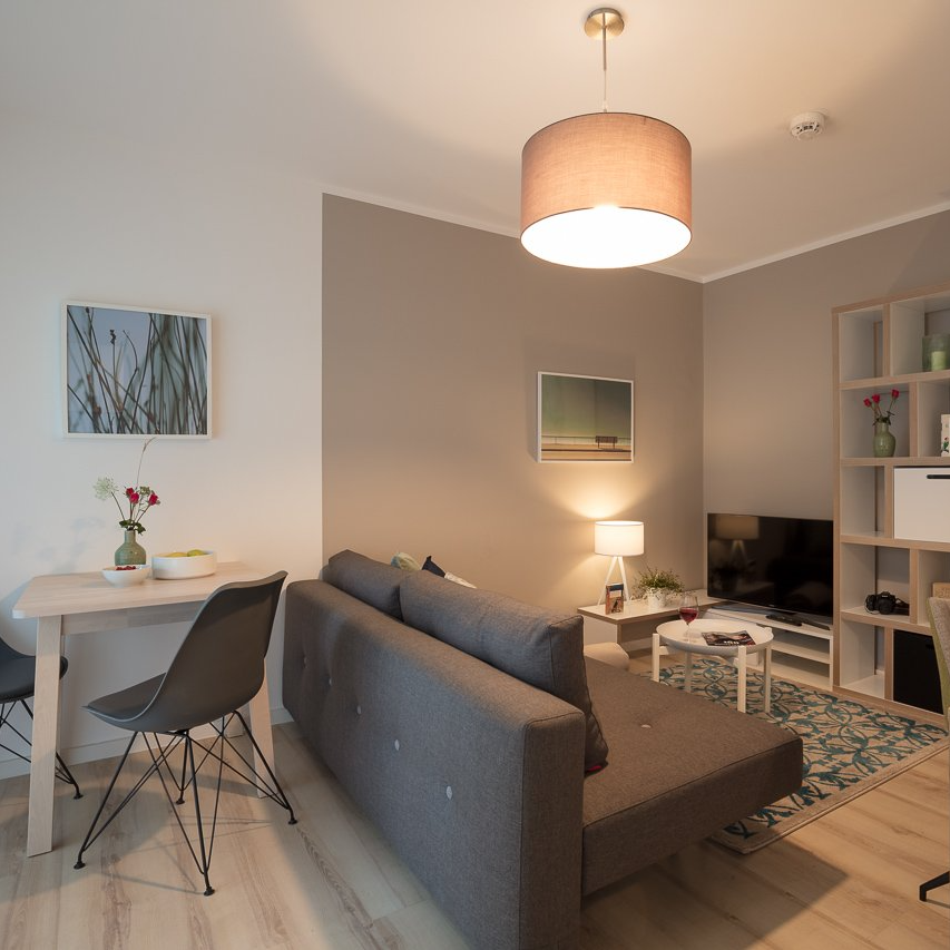 Hausgestaltung, Maler, Aschaffenburg, Putz, Malerarbeiten, Designtapete, Betonoptik, Stuck