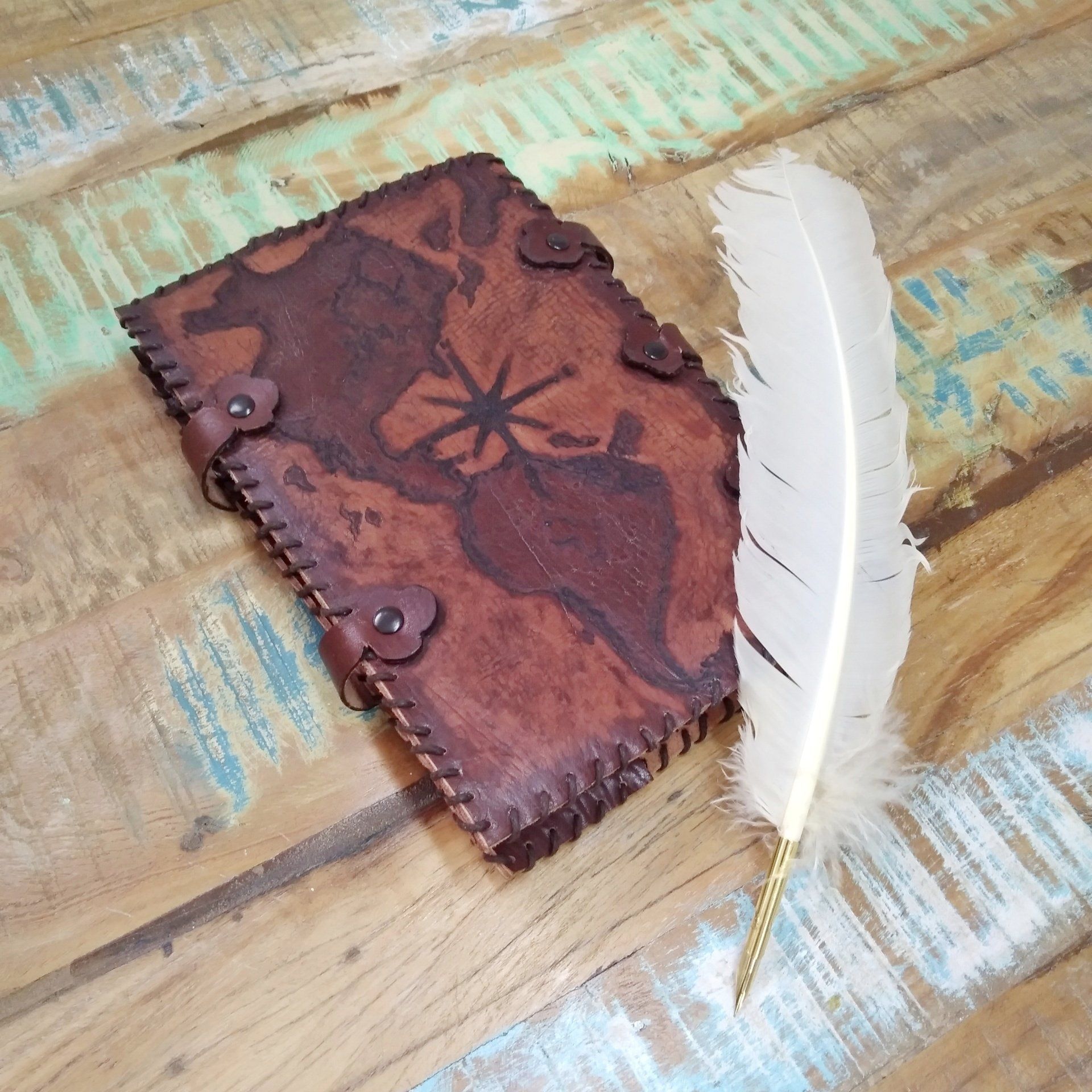 Cursos, talleres y clases de manualidades y artesanía: pirograbado en cuero