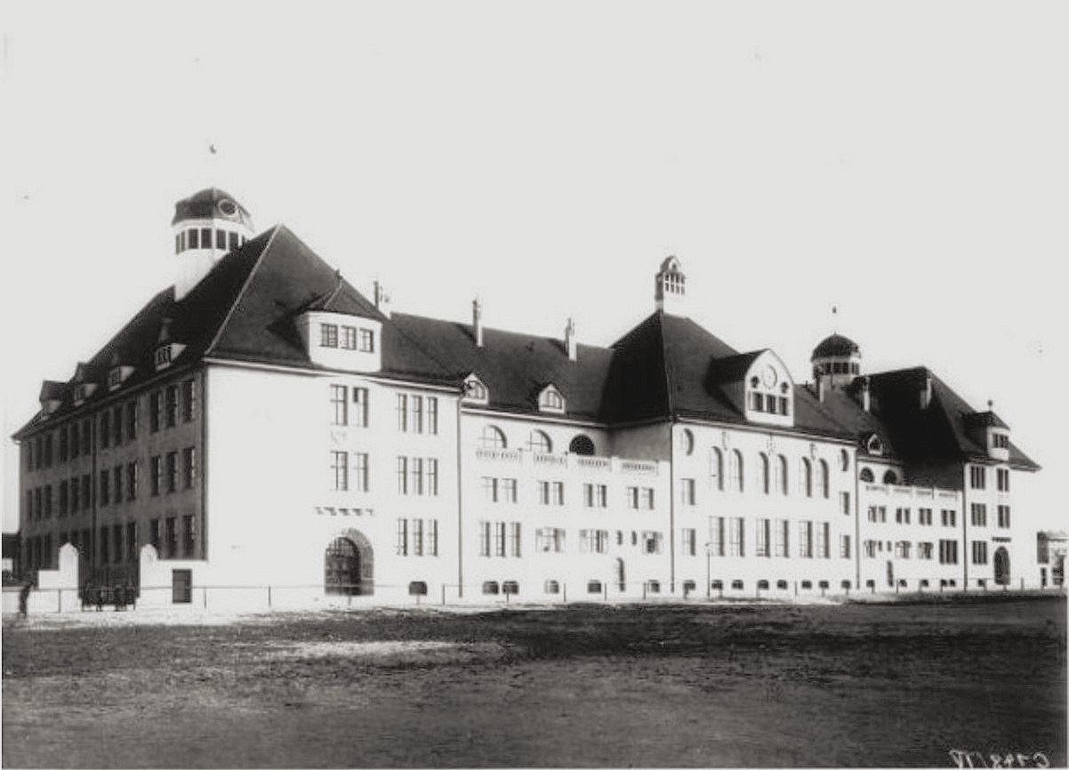Friedrich-Wilhelm-Herschel Mittelschule Neubau 1911