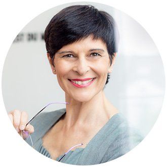 Corporate-Foto, Business-Porträtfoto von Nathalie Cauchie, Exquinat, fotografiert in Düsseldorf, NRW, https://exquinat.de/