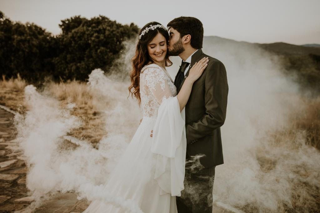 comprar tocados de flores de novia