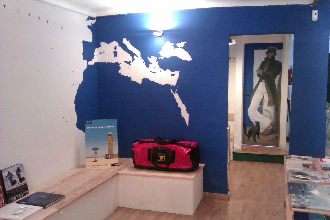 Pintura mural para la librería náutica Espai Mar