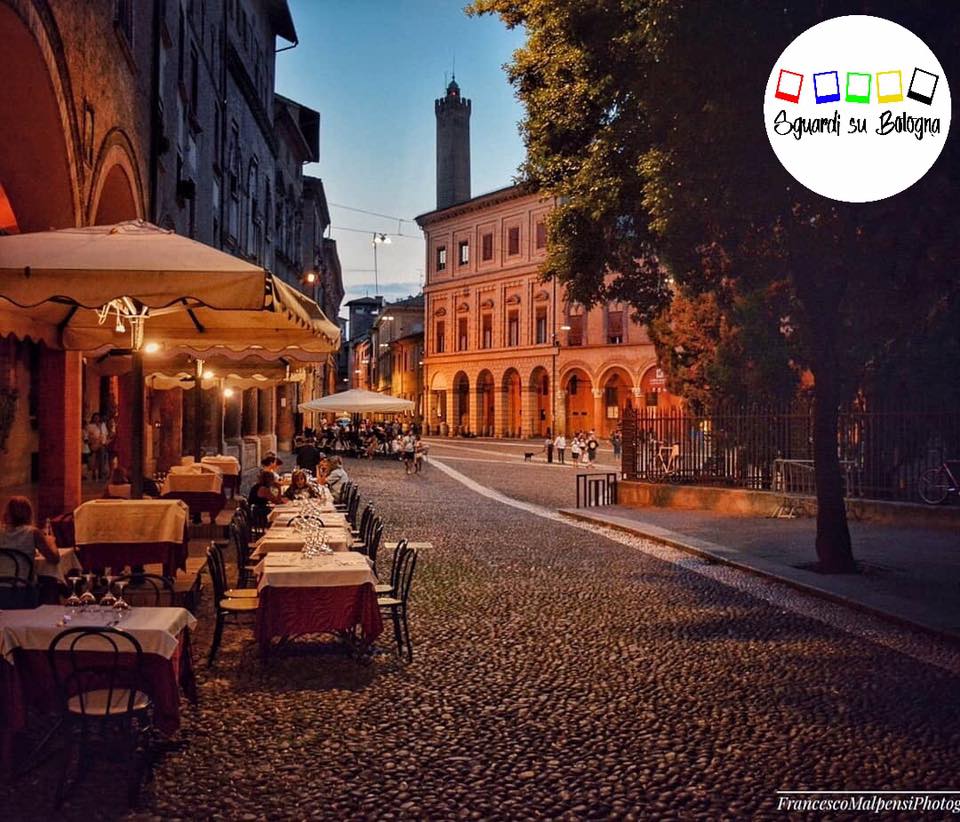 Foto di Piazza Santo Stefano a Bologna