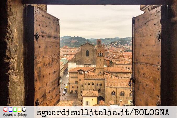 Foto di San Petronio vista dal campanile di San Pietro