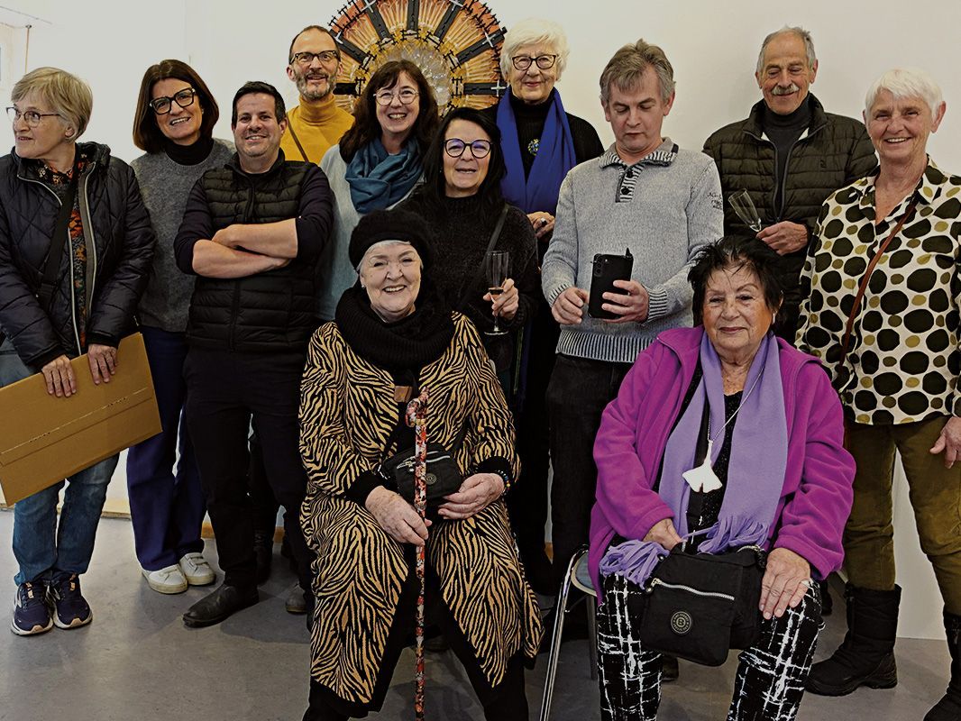 Eine Gruppe von Künstlern und Künstlerinnen des Vereins L'art pour Lahr. Foto: Dieter Weißenberger