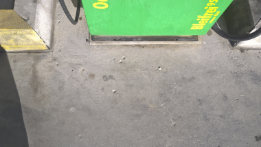 Boden nach Reinigung