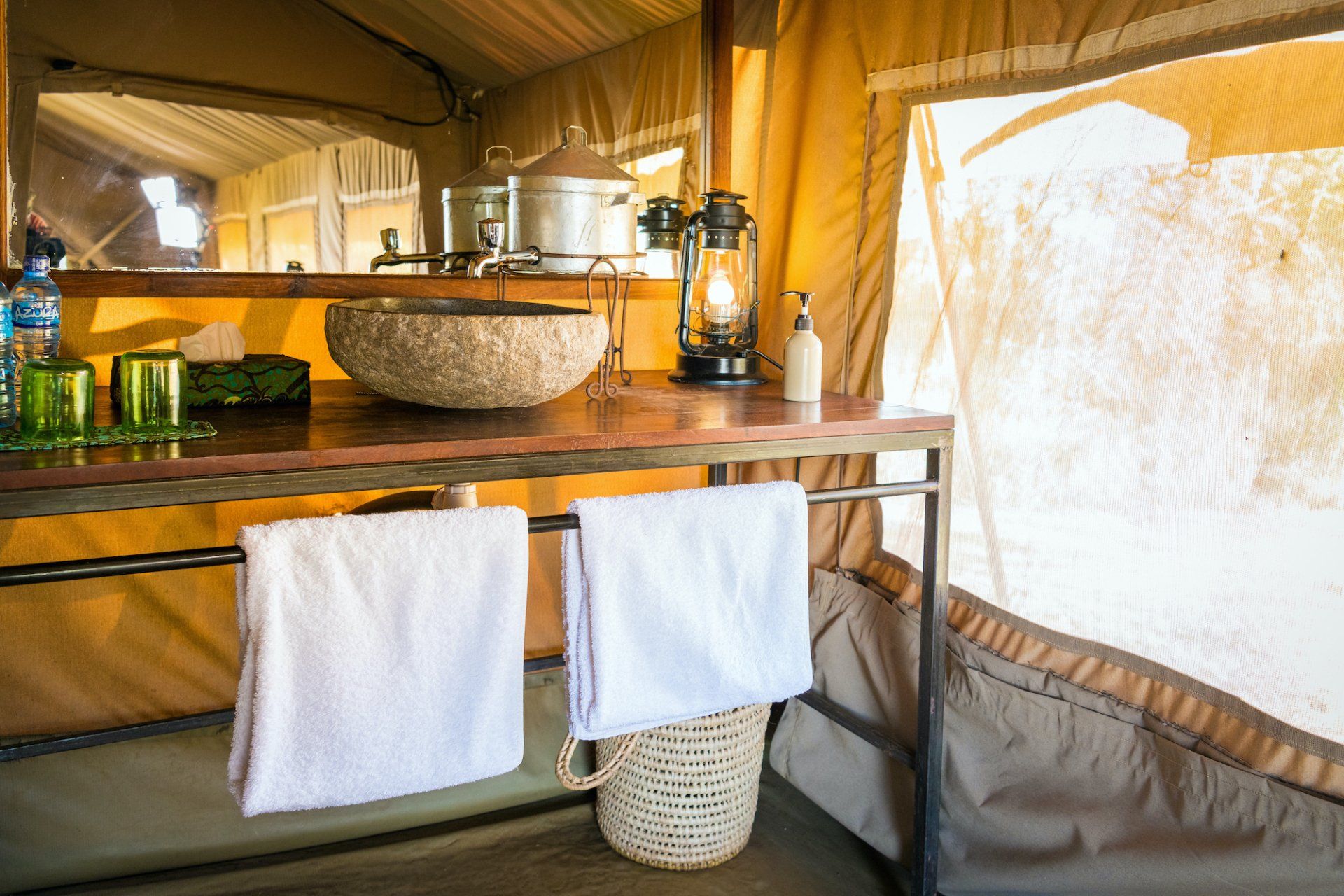 Ronjo Camp / Tansania