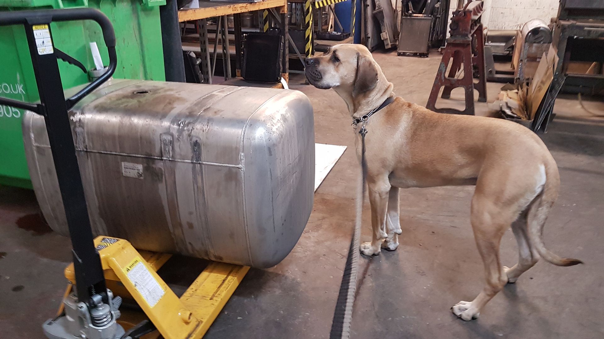 Bus fuel tank repair
Truck fuel tank repair
HGV fuel tank rapir
Plant fuel tank repair