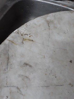 restauration d'un bouclier cappodimonte en porcelaine