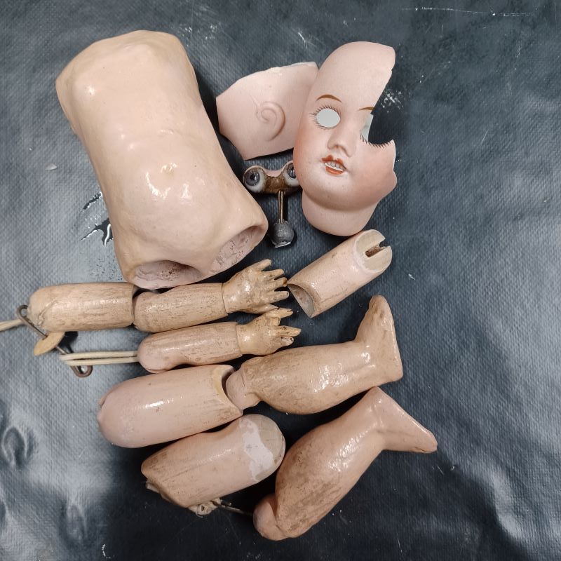 Restauration poupée ancienne Bleuette