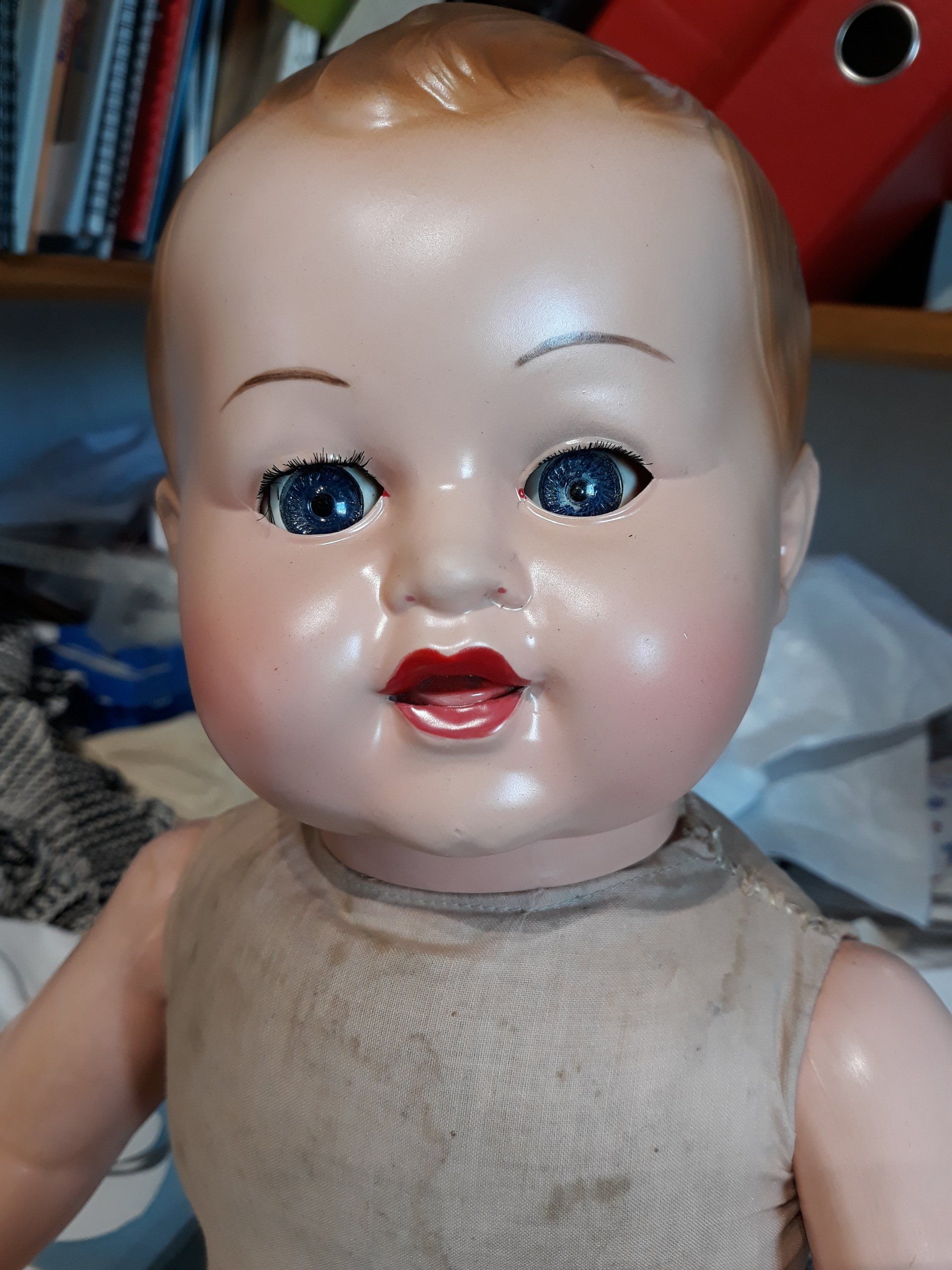 Poupon Gégé avec corps en tissu et membres en rhodoïd